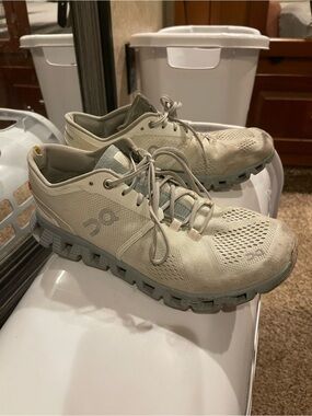 Women’s OnClouds